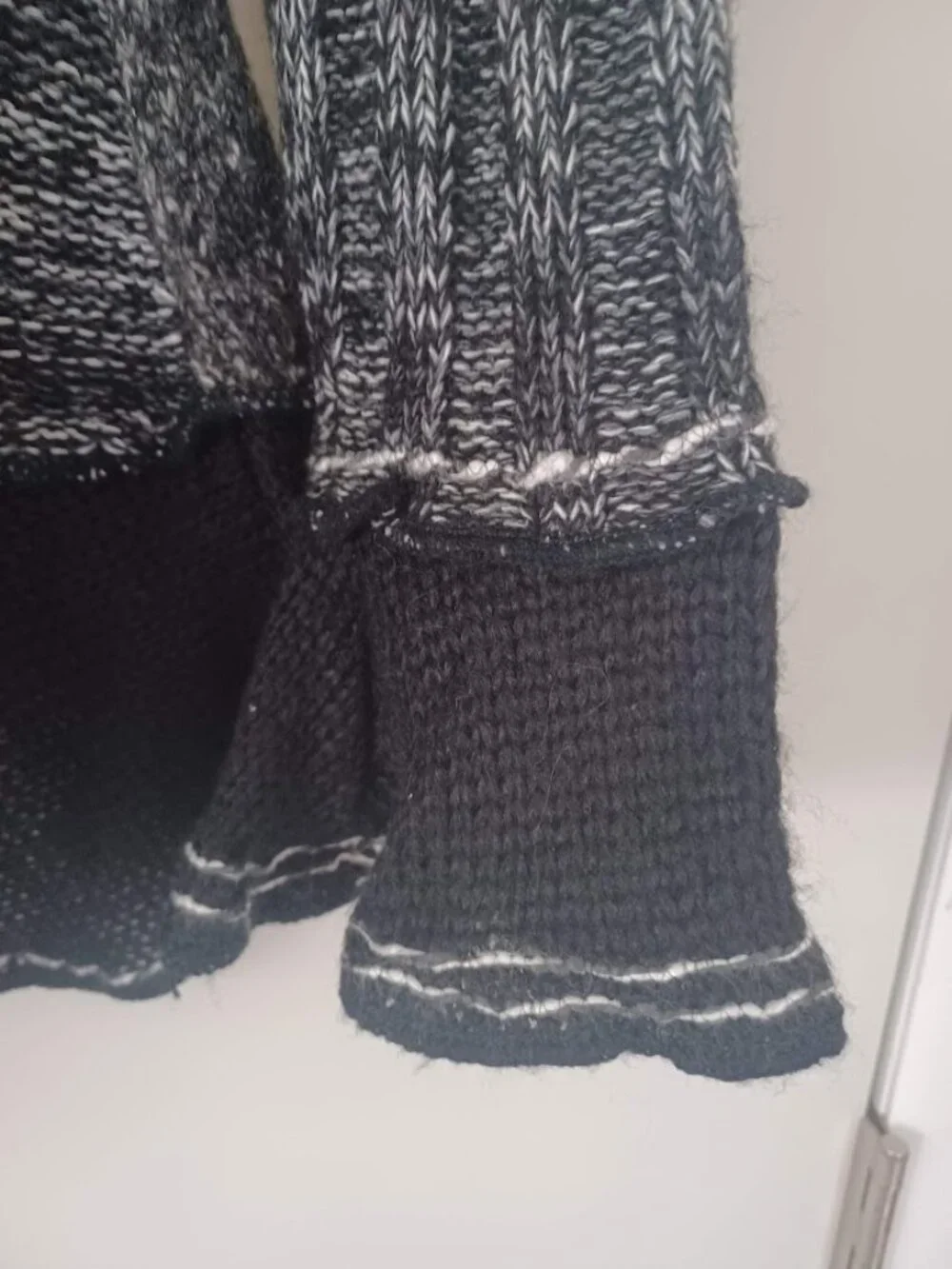 Neiman Marcus Black Gray Marled Knit Faux Fur Ruffle Cardigan Sweater Jacket – S